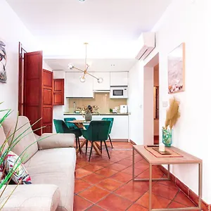 https://edomus-las-setas-con-parking-boutique.es-andalucia.com